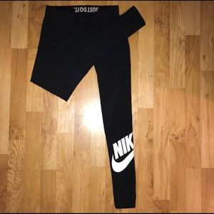 Nike - Just Do It Logo - Long Running Tights